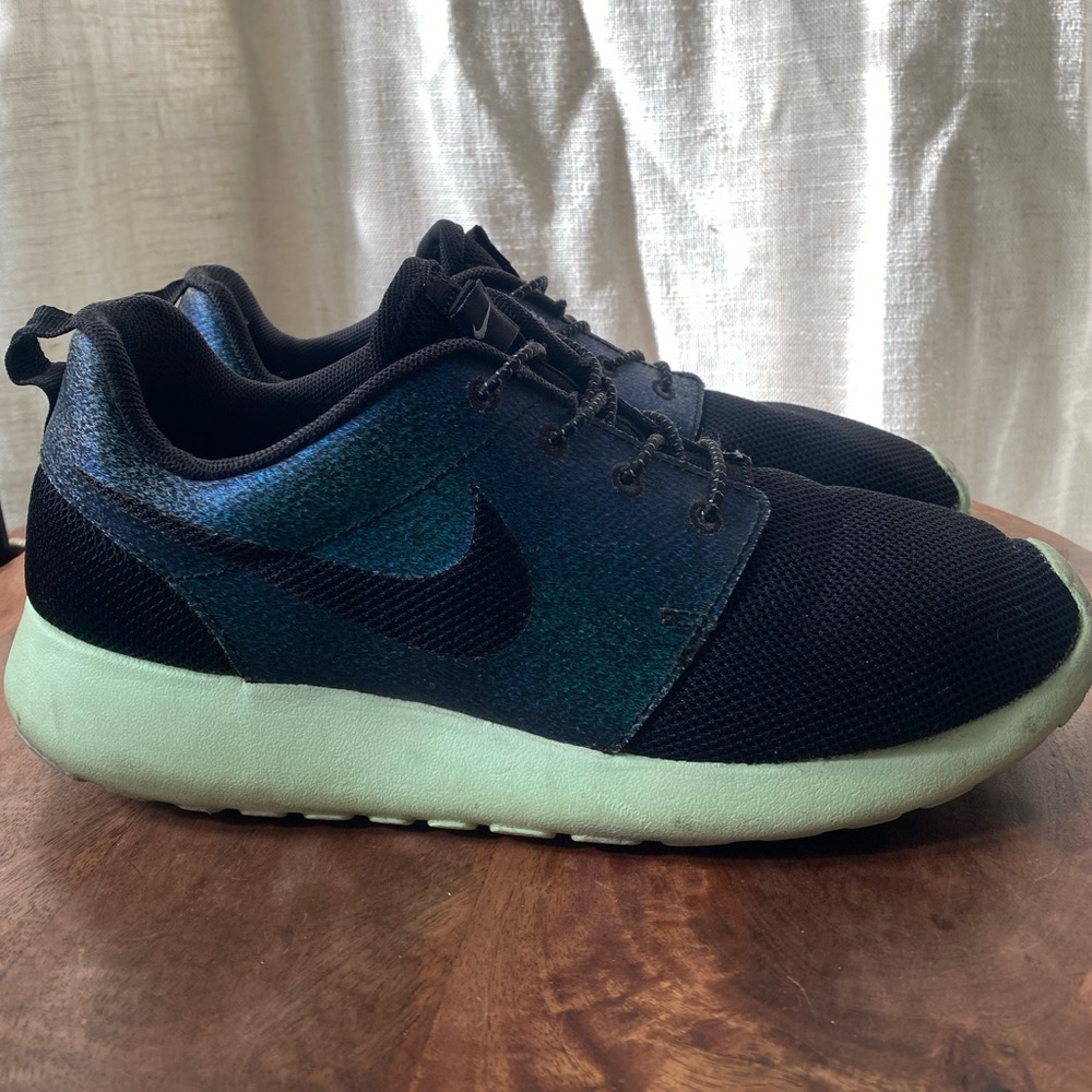 Nike Women’s Iridescent Sneakers